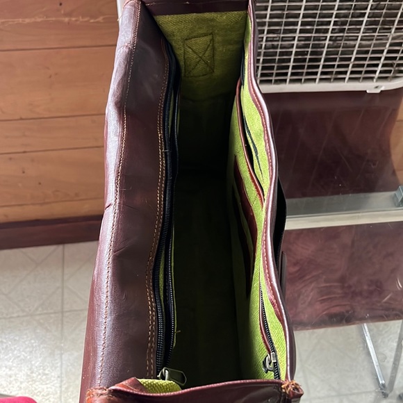 Leather Satchel Bag - Picture 11 of 12